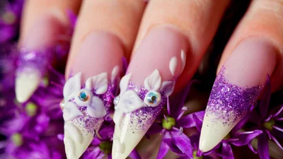 3D-маникюр все еще в трендах 2023 года: а ты уже попробовала?