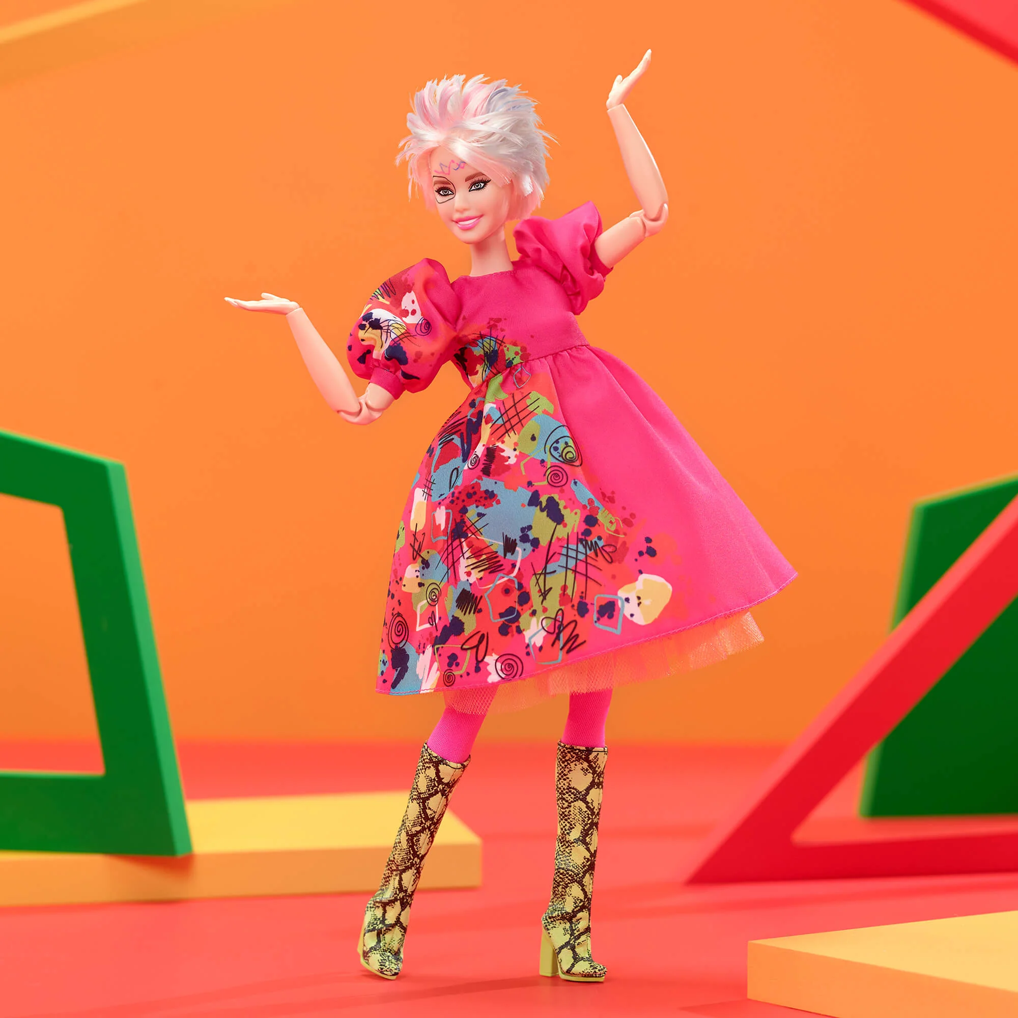 Компанія Mattel випустила 'Дивну Барбі', яку у фільмі зіграла Кейт Маккіннон - фото 567644