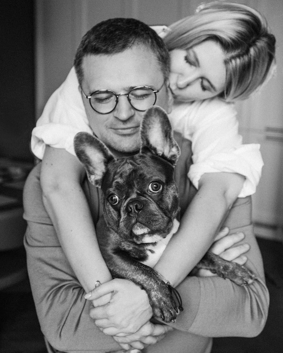 Дмитро Кулеба з коханою знялись у фотосесії, і ці кадри — концентрація їх любові - фото 568335