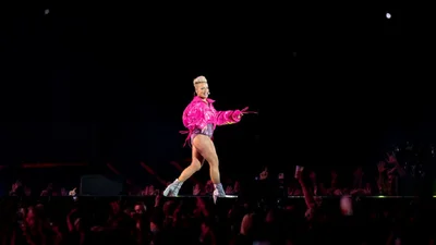 Фанатка ледь не народила на концерті Pink й зробила дивовижний вчинок