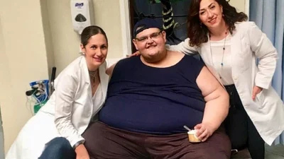 Найважчий чоловік у світі схуд на 330 кілограмів — приголомшливі фото до і після