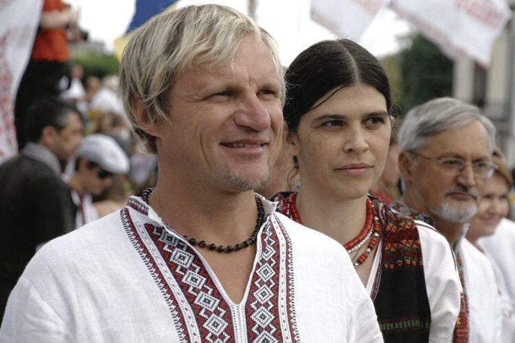 Скрипка назвав фемінізм 'жіночим егоїзмом' і похвалив українок, які 'шанують чоловіків' - 569208 Скрипка назвав фемінізм 'жіночим егоїзмом' і похвалив українок, які 'шанують чоловіків' - фото 569208
