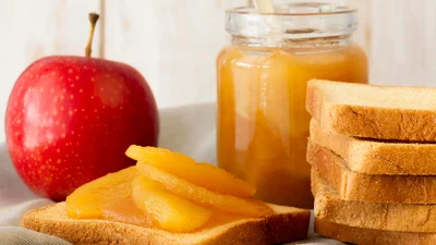 Как сделать простое варенье из яблок: получится как у мамы