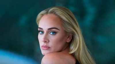 Адель допомогла парі розкрити стать майбутньої дитини та проговорилася про власні наміри