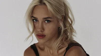 Даша Квіткова показала себе з різницею в майже рік, і це наче дві різні людини