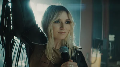 Незалежність, яку ми виборюємо: Марта Липчей представила кліп на новий сингл "Не забувай"