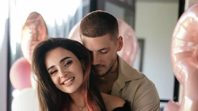 На тлі роз'їзду з Трінчер Олександр Волошин купив 3 нові квартири за 280 тисяч доларів