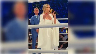 Мощно и впечатляюще: Alena Omargalieva спела гимн Украины перед победным боем Усика