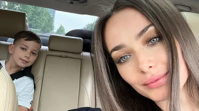 "Ось придумала": Ксенія Мішина на прохання сина зробила "цікаву композицію" на пальмі