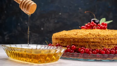 Що приготувати на Горіховий Спас: медівник з горішками за стародавнім рецептом