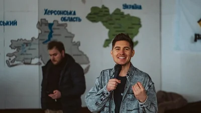 Украинка из Барселоны разоблачила "благотворительные" концерты Владимира Остапчука
