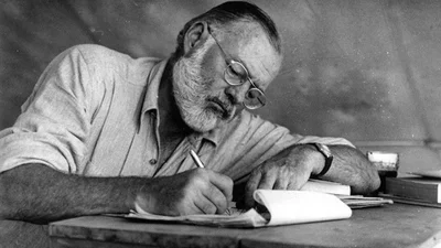 Письмо Хемингуэя об опыте выживания в авиакатастрофах продали за сумасшедшие деньги