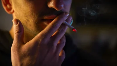Ученые доказали, что курение вызывает депрессию