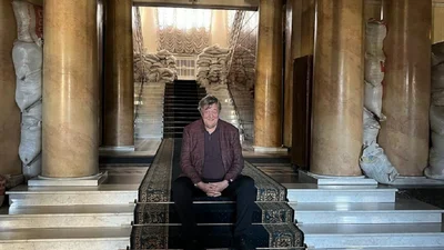 В Україні "з'явилась" платформа 9 ¾ з "Гаррі Поттера": зупинку оголошує Стівен Фрай