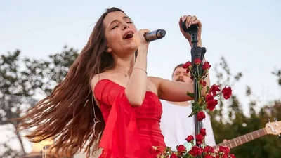 Юная и горячая: Кристина Соловий показала попку с пикантного ракурса