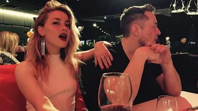 Илон Маск показал неизвестное и сексуальное фото Эмбер Херд: "это было невероятно"