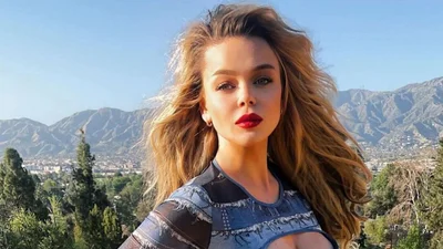 Алина Гросу обратилась за советом по поводу своей внешности: "Может карешку бахнуть?"