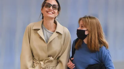 Анджеліна Джолі в ідеальному осінньому луку: надихайся зірковим стилем