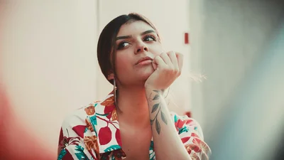 Татуировку, напоминающую об эксах, теперь можно бесплатно замаскировать с помощью Tinder