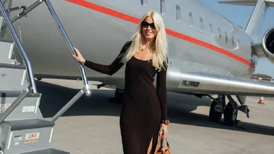 Клаудия Шиффер впервые за пять лет прошлась по подиуму – невероятные фото