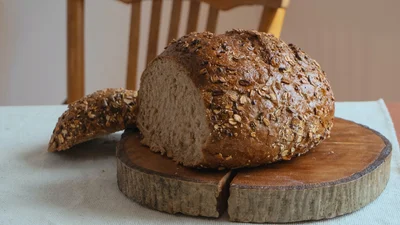 Как хранить свежий хлеб: в пакете, холодильнике и морозилке