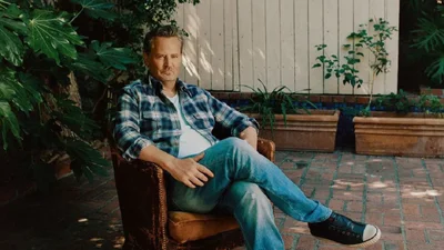 Папараці зробили рідкісні фото Меттью Перрі - актор сходив на побачення