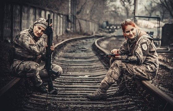 День защитников и защитниц Украины 2023: щемящие фото с войны - фото 576975