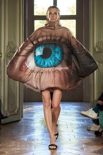Новая коллекция бренда Андре Тана RDNT стала сенсацией Недели моды в Париже - фото 577137