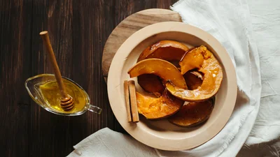 Як запекти гарбуз — найпростіший осінній гарнір