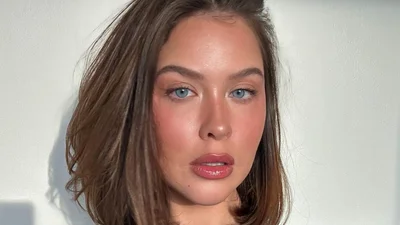 Антиэйдж трюк с румянами, который в мгновение ока убирает годы с лица