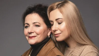 Тоня Матвієнко презентувала пісню-присвяту мамі "Сік землі"