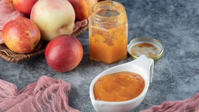 Яблучне масло — смачна заготовка, яку варто приготувати на зиму
