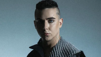 MELOVIN розповів про свій найбільший факап на сцені, як у нього випав зуб