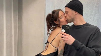 Міша Кацурін показав, як солодко цілує Надю Дорофєєву на прощання