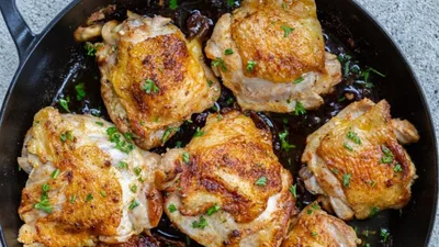 Як посмажити курячі стегенця: з цим секретним інгредієнтом вийде справжня смакота