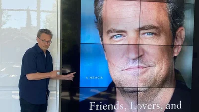 Мемуари Меттью Перрі миттєво стали бестселером після раптової смерті актора