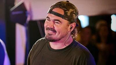 Певец Фагот показал редкое фото с сыном