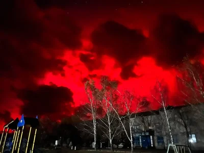 Червоне небо над Україною - фото 581728