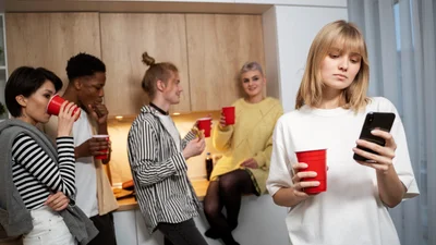 Як подолати соціофобію: 4 корисні поради від психологів