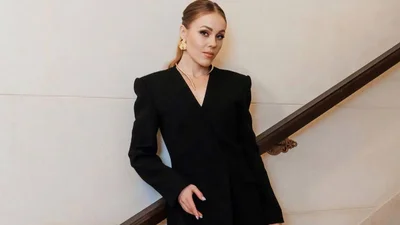 ALYOSHA показала, как выглядела 20 лет назад