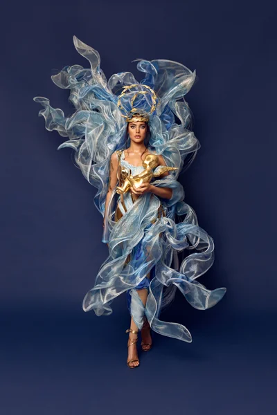 Комитет 'Мисс Вселенная Украина' показал национальный костюм Ангелины Усановой - фото 582331