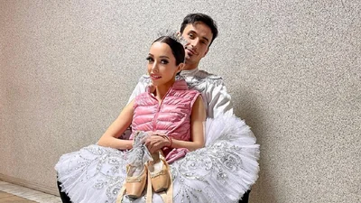 На фоне слухов о разводе: Александр Стоянов пошутил над Екатериной Кухар