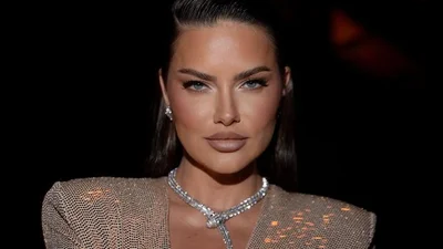 Адріана Ліма відповіла на критику зовнішності фото без макіяжу та фільтрів