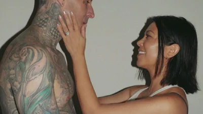 Теперь официально: Кортни Кардашян и Тревис Баркер назвали имя и дату рождения ребенка