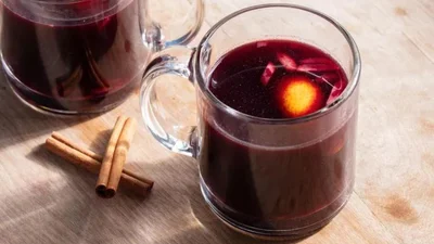 Ароматний і трохи легковажний: спробуй глінтвейн за цим особливим рецептом