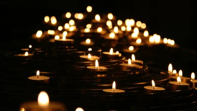 25 ноября – какой сегодня праздник и почему нужно зажигать свечу памяти