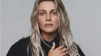 Певица KOLA вышла замуж