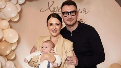 Природжений татусь: Ivan NAVI заспівав синові колискову, і це так зворушливо