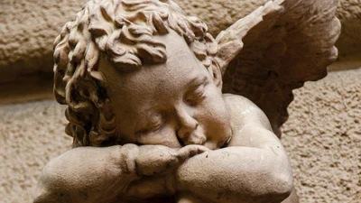 День ангела Виктора 2025: красивые картинки и особые поздравления имениннику