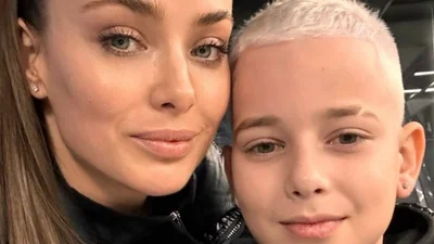 Платиновий блондин: Ксенія Мішина показала, як її 11-річний син пофарбував волосся